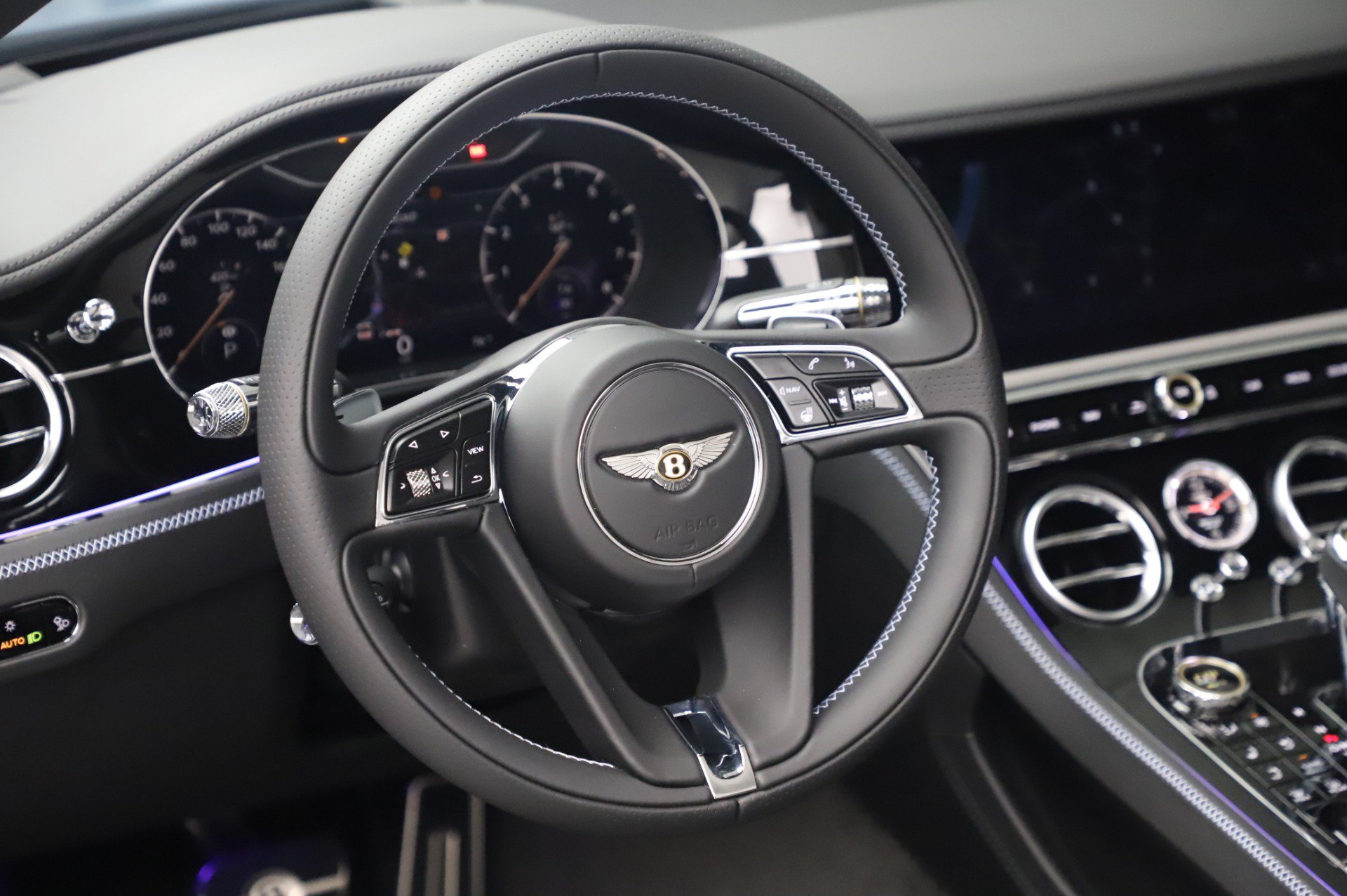 Used 2020 Bentley Continental GT V8 AWD/4WD image 36