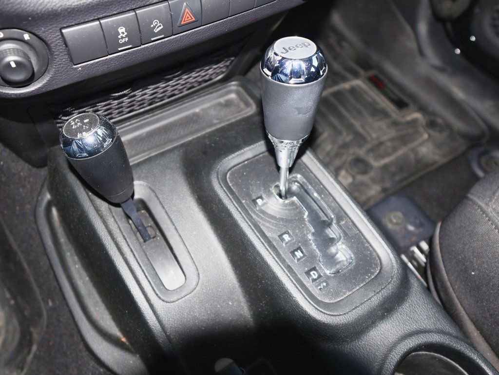 Used 2018 Jeep Wrangler Unlimited Sport S image 21