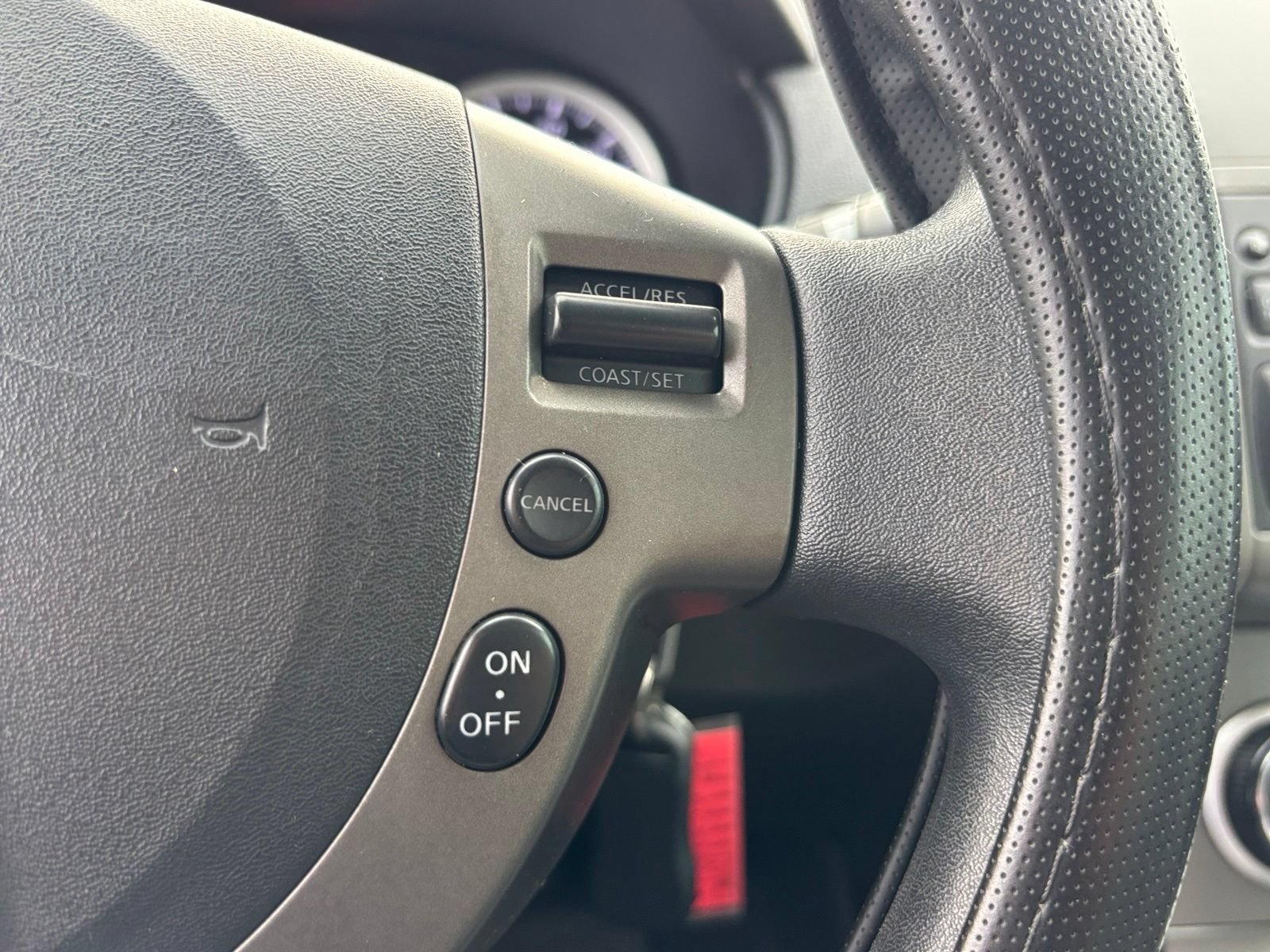 Used 2012 Nissan Sentra 2.0 SR FWD image 24