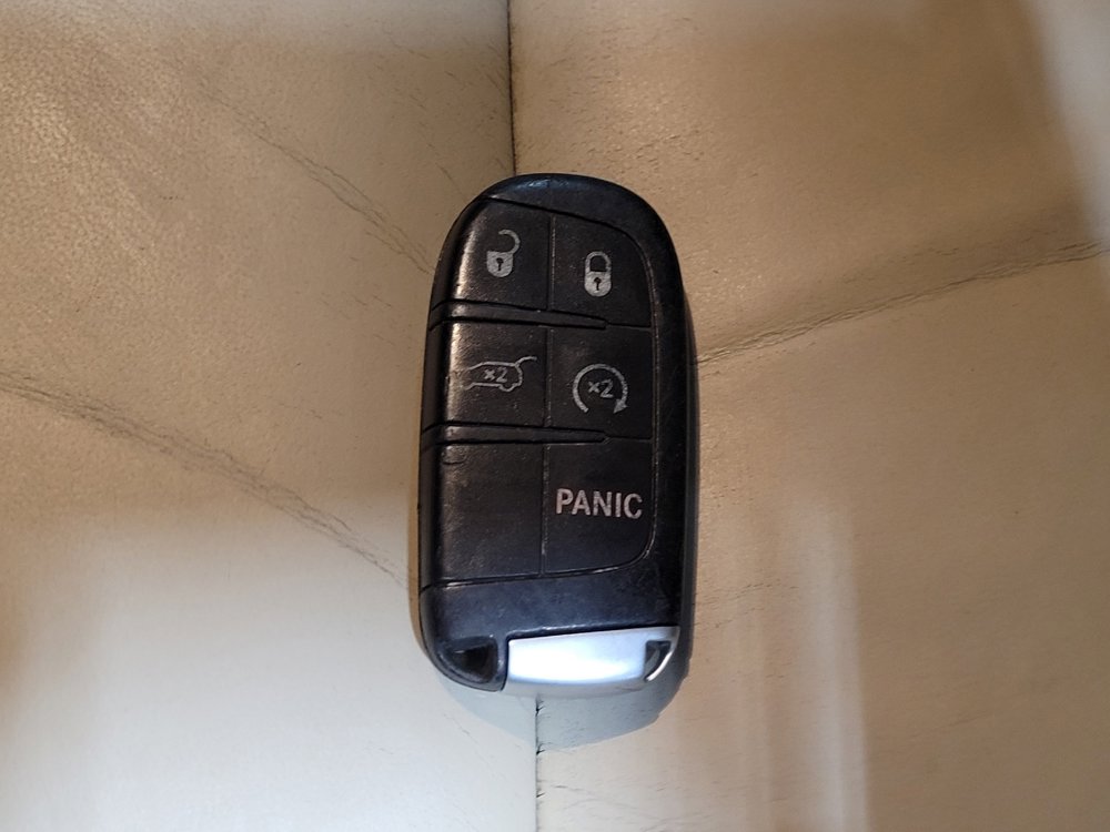 Used 2016 Jeep Grand Cherokee Limited image 32