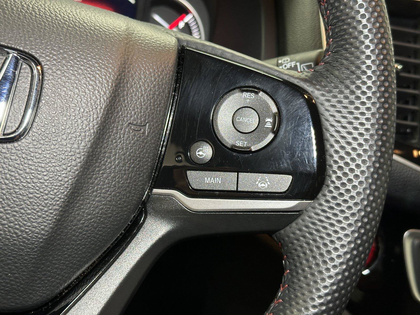 Certified 2025 Honda Passport Black Edition image 26