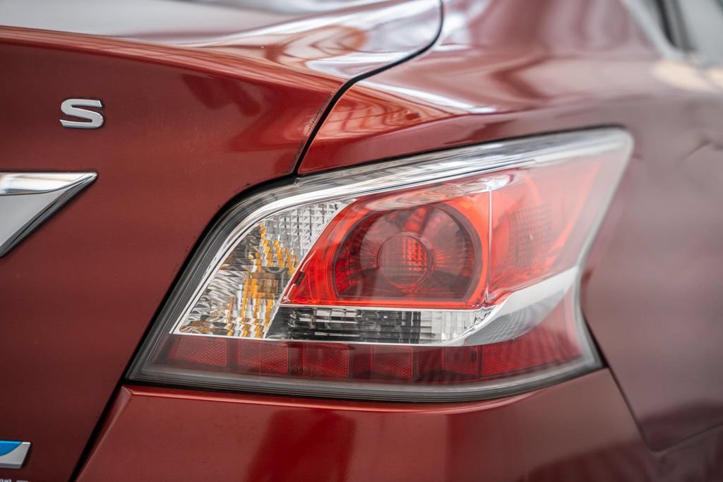 Used 2014 Nissan Altima 2.5 S FWD image 8