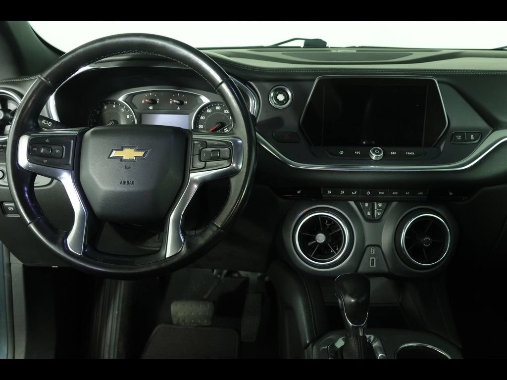 Used 2019 Chevrolet Blazer LT FWD image 12