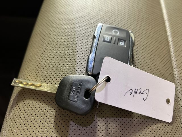 Used 2018 GMC Sierra 2500 SLT w/ Duramax Plus Package image 26