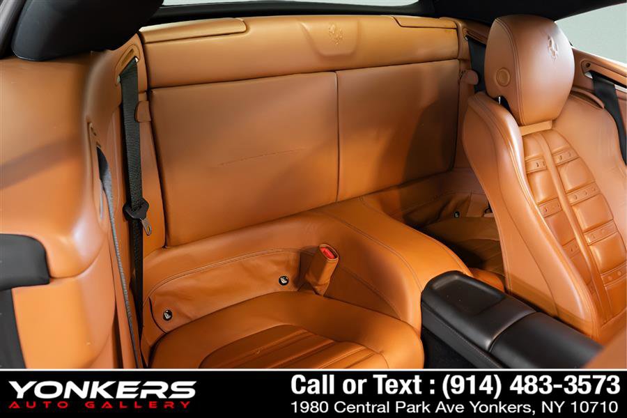 Used 2010 Ferrari California RWD image 38