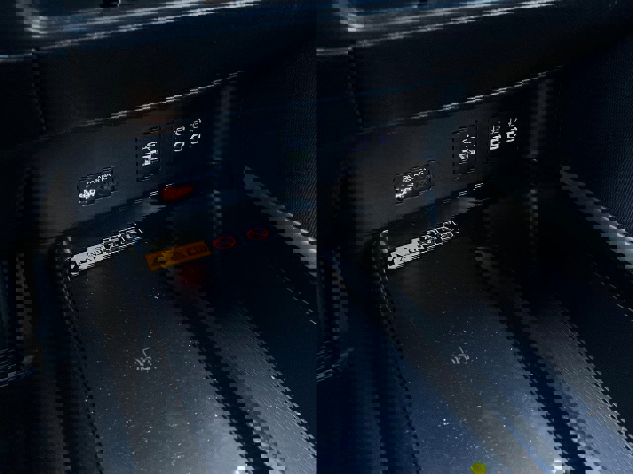 Used 2025 Toyota Camry LE image 24