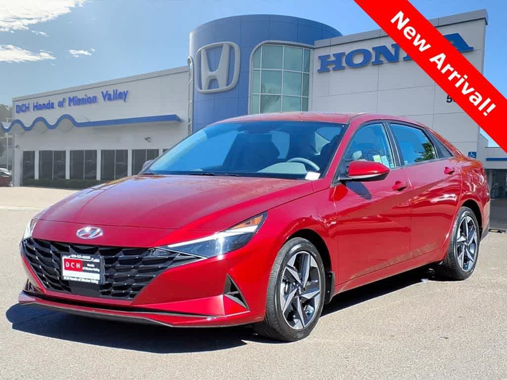 Used 2023 Hyundai Elantra SEL w/ Convenience Package
