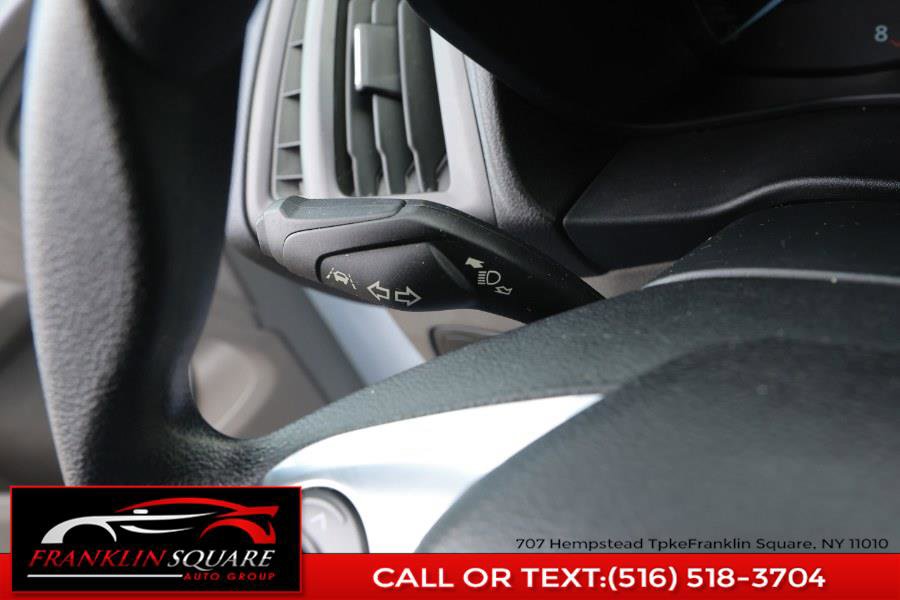 Used 2022 Ford Transit Connect XLT image 36