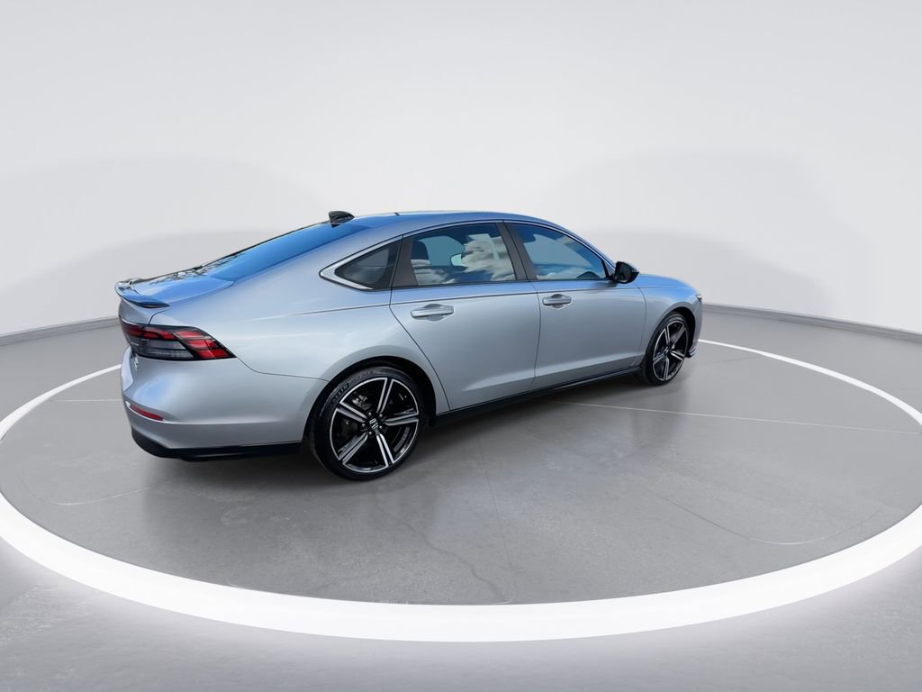 Used 2024 Honda Accord Sport image 13