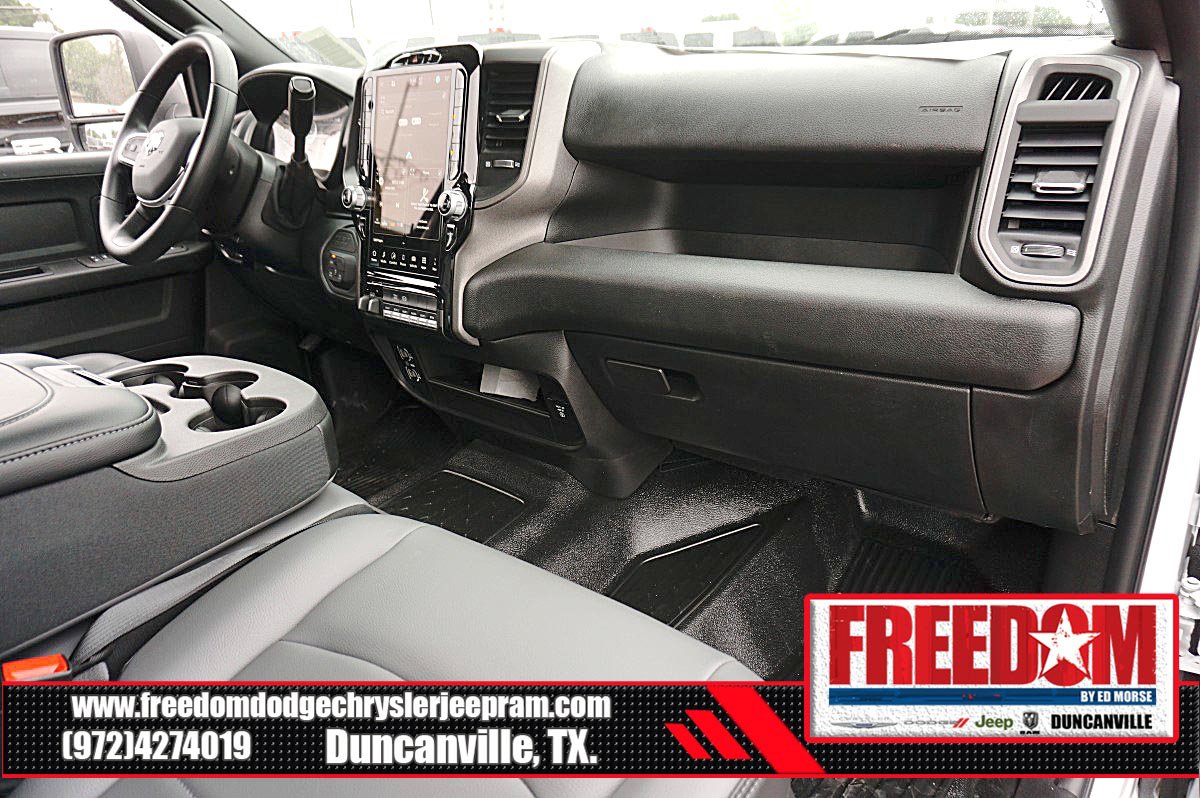 New 2026 RAM 4500 Tradesman AWD/4WD image 11