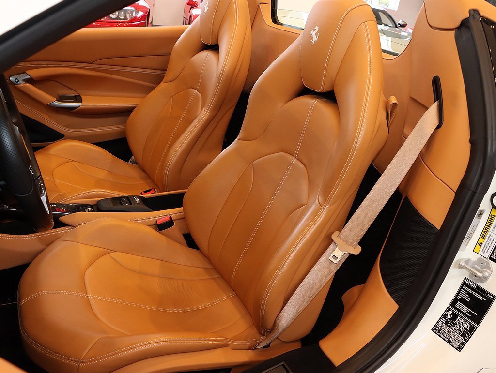 Certified 2022 Ferrari F8 Spider image 5