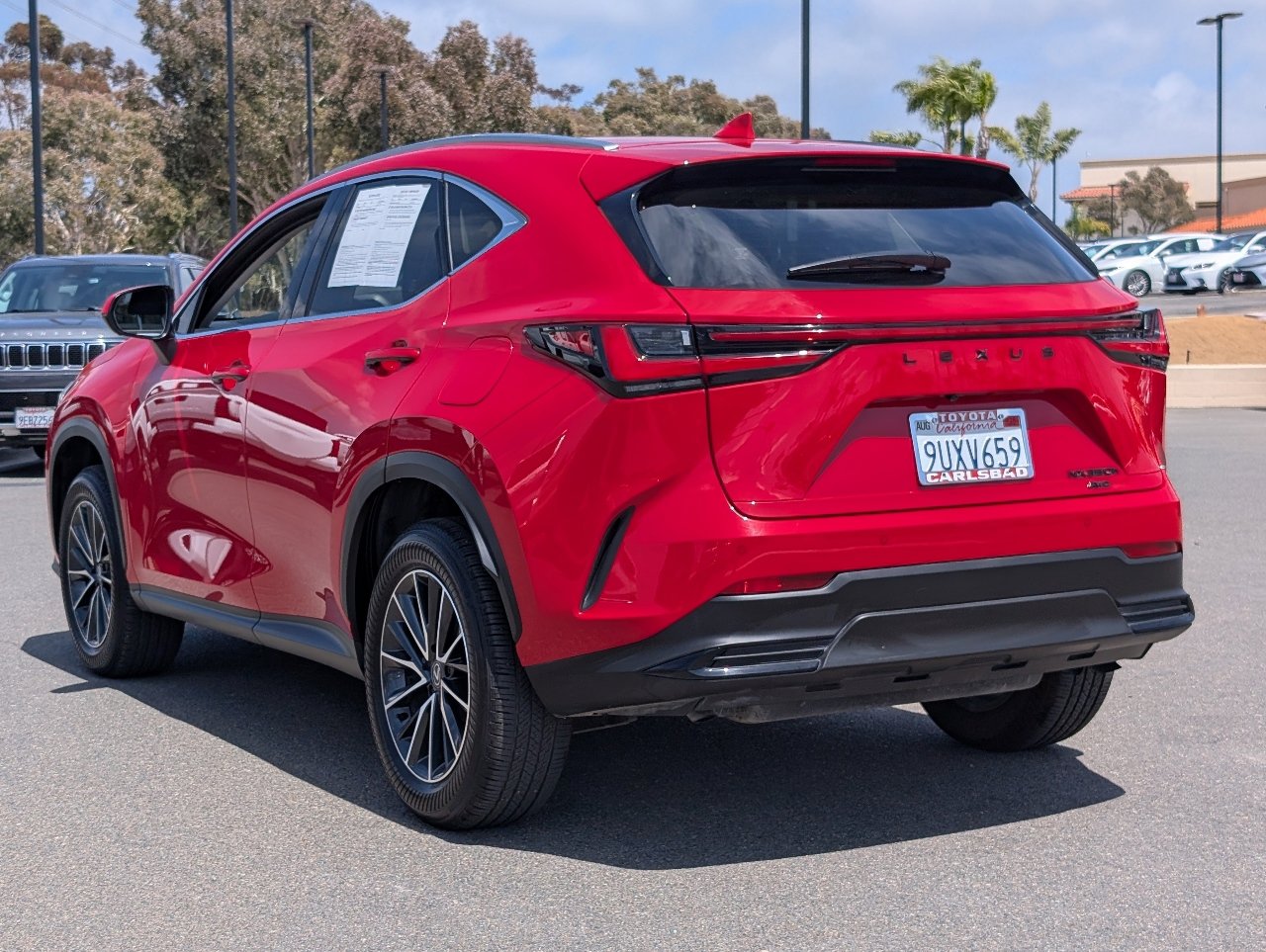 Used 2025 Lexus NX 350h AWD w/ Premium Package image 12