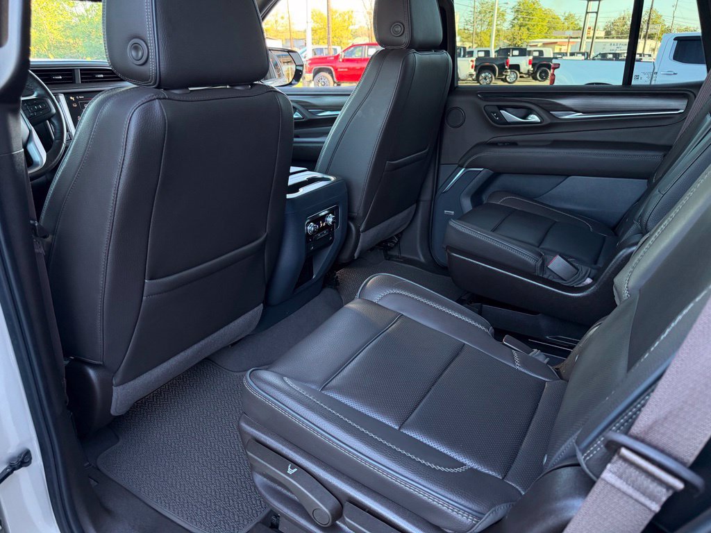 Used 2022 GMC Yukon Denali RWD image 18