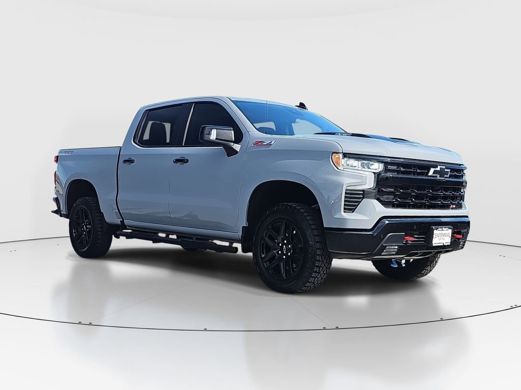 Used 2024 Chevrolet Silverado 1500 LT Trail Boss w/ LT Trail Boss Premium Package image 3