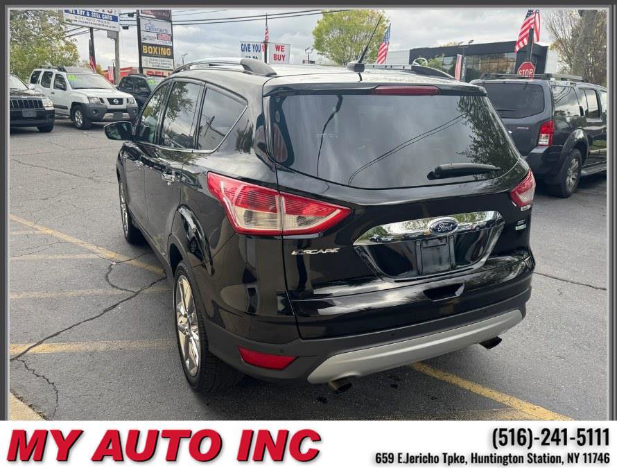 Used 2016 Ford Escape SE w/ SE Chrome Package AWD/4WD image 6