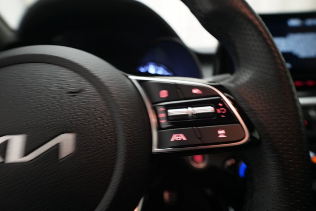 Certified 2024 Kia Forte GT-Line image 18