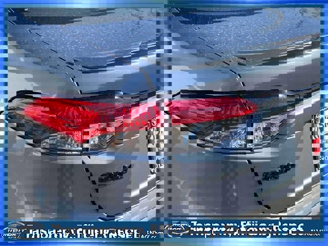 Certified 2023 Toyota Corolla SE image 9