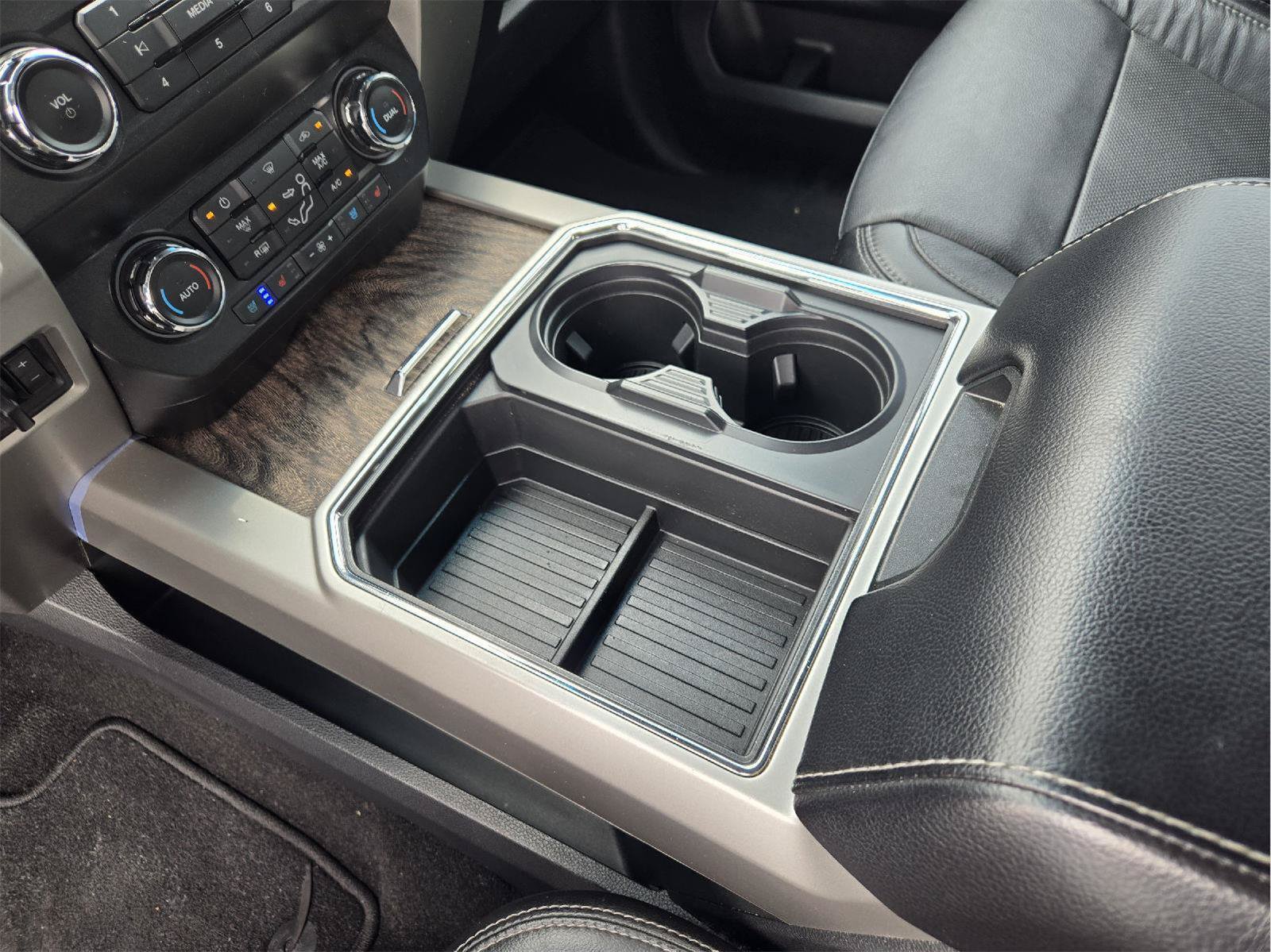 Used 2019 Ford F250 Lariat w/ Lariat Value Package AWD/4WD image 19