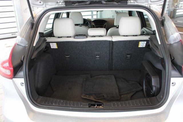 Used 2018 Ford Focus Titanium image 29