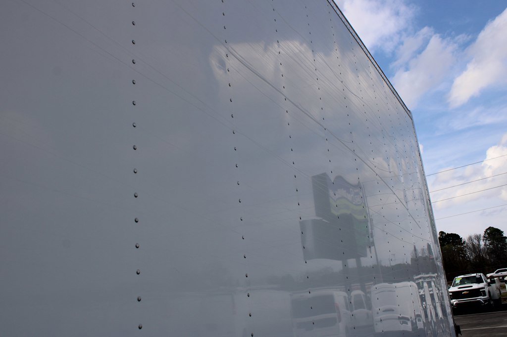 Used 2019 Isuzu NPR image 40