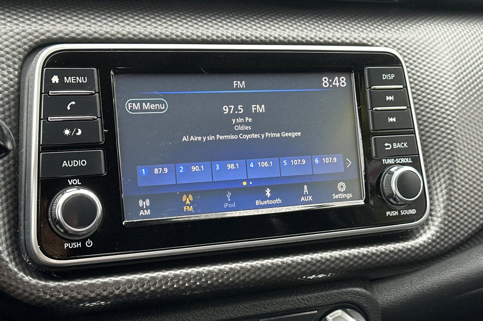 Used 2019 Nissan Kicks S FWD image 18