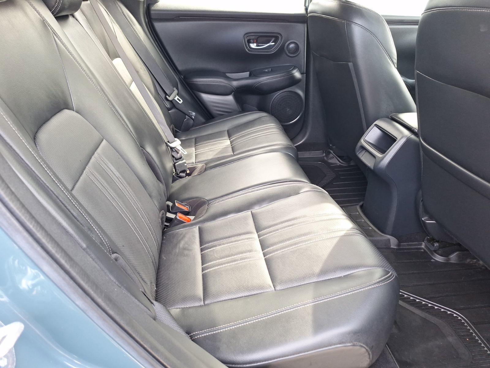 Used 2023 Honda HR-V EX-L image 30