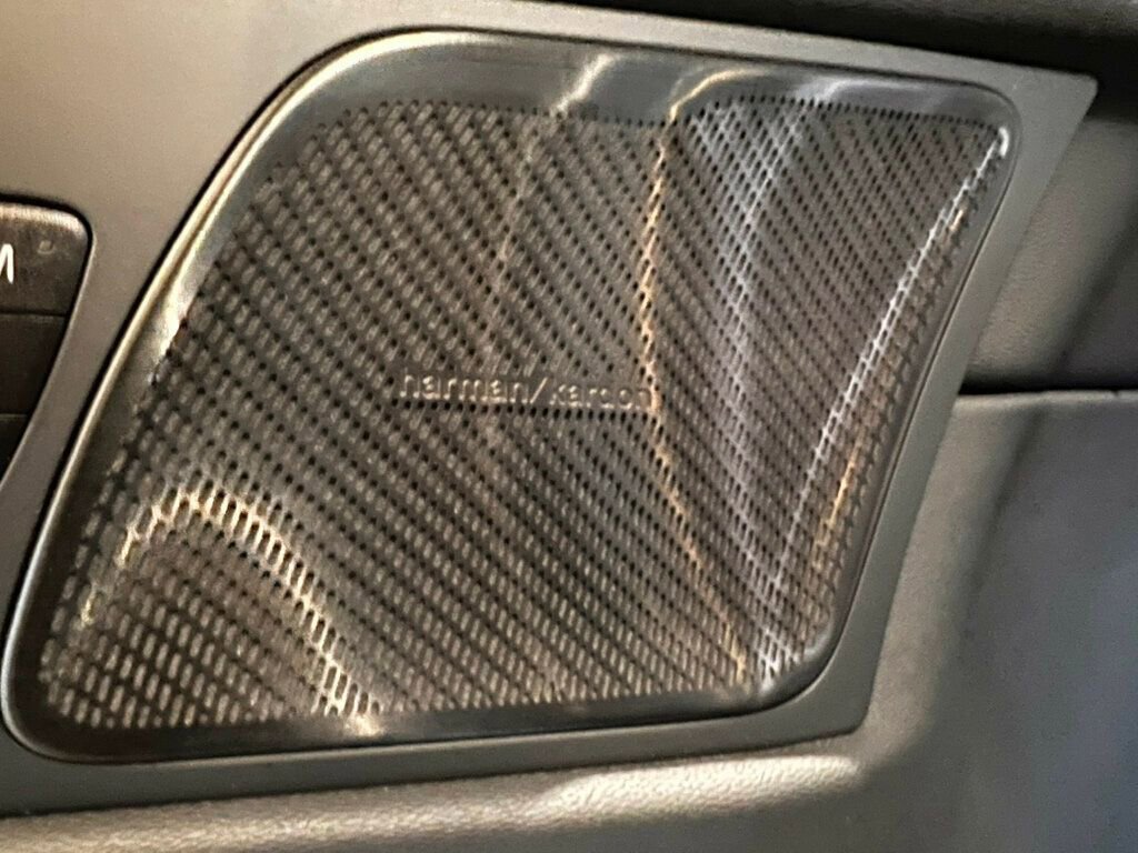 Used 2023 Volvo XC60 B5 Ultimate AWD/4WD image 15