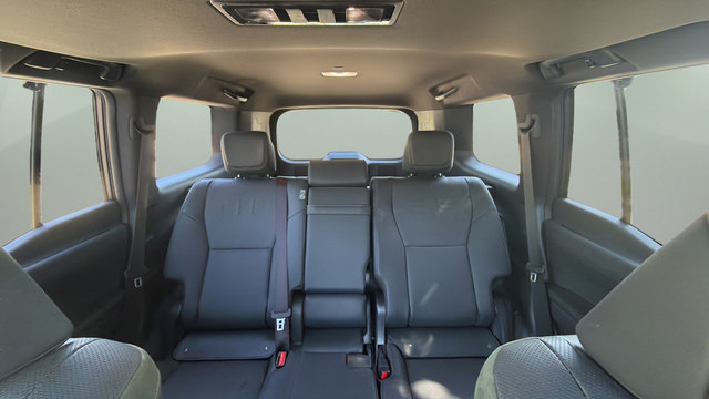 Used 2024 Lexus GX 550 AWD/4WD image 15