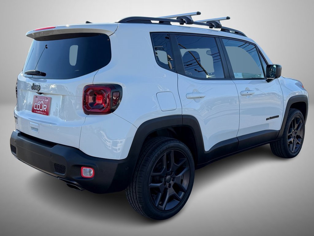 Used 2021 Jeep Renegade Latitude w/ Sun & Sound Group image 4