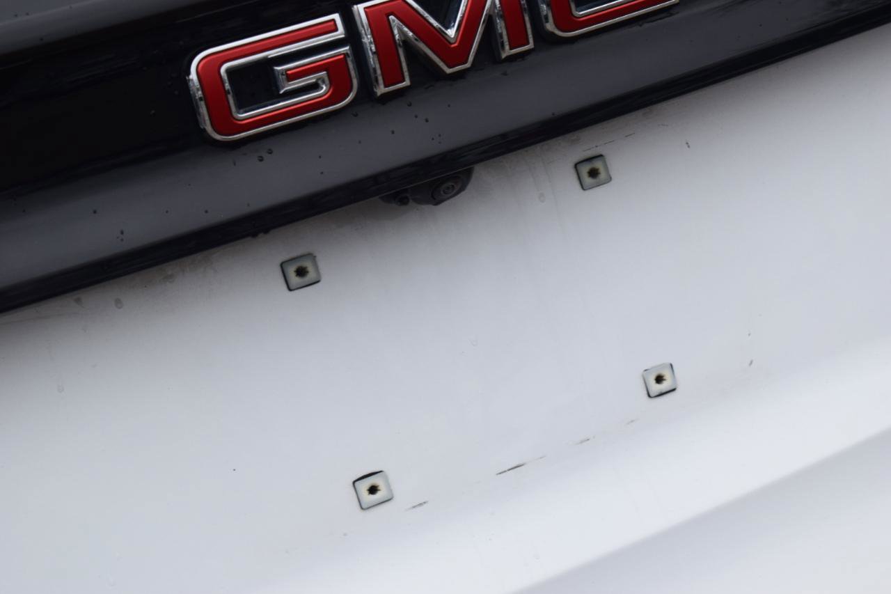 Used 2025 GMC Acadia Elevation w/ Elevation Premium Package image 14