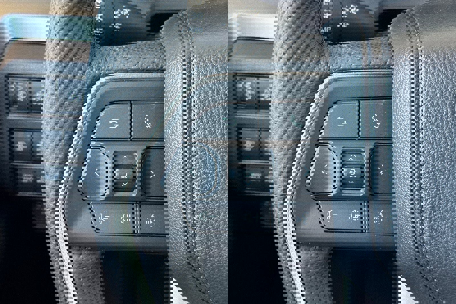 New 2025 Toyota Tacoma TRD Off-Road image 27