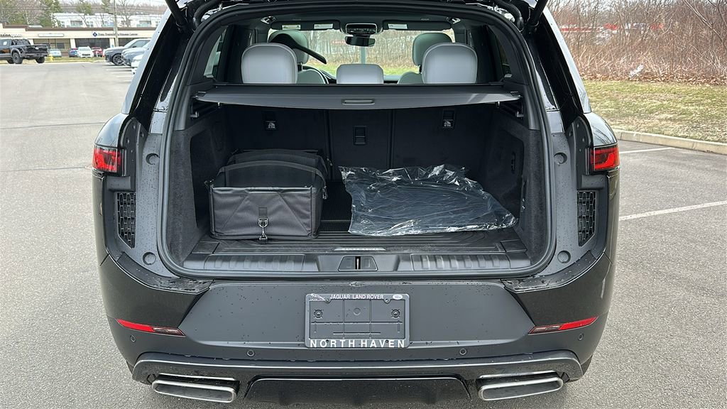 New 2026 Land Rover Range Rover Sport SE image 24