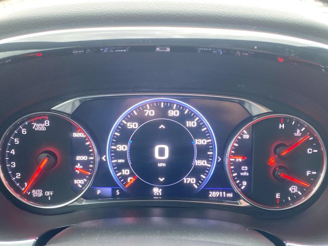 Used 2023 Chevrolet Traverse Premier FWD image 11