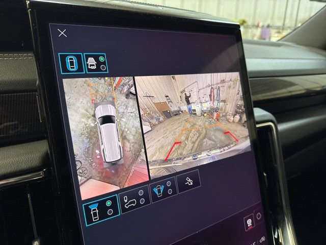 New 2026 GMC Yukon XL Elevation w/ Elevation Premium Package image 19