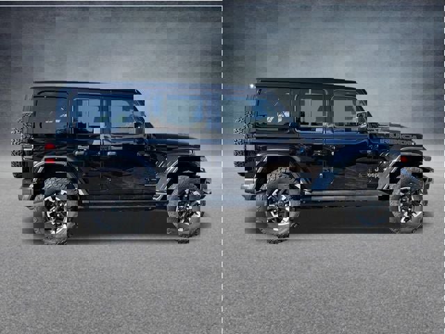 Used 2024 Jeep Wrangler Unlimited Rubicon 4xe image 3