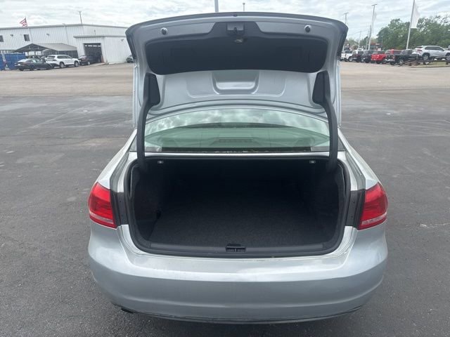 Used 2014 Volkswagen Passat 1.8T S image 15