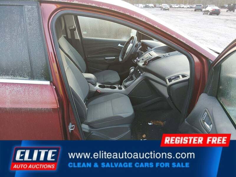 Used 2014 Ford Escape SE image 10