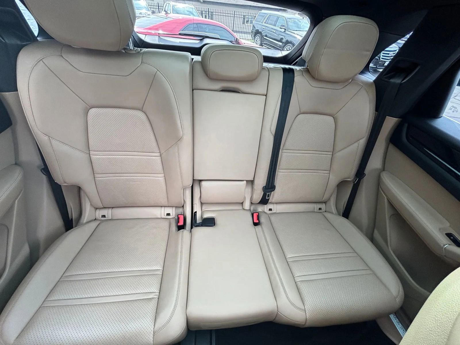 Used 2019 Porsche Cayenne image 47