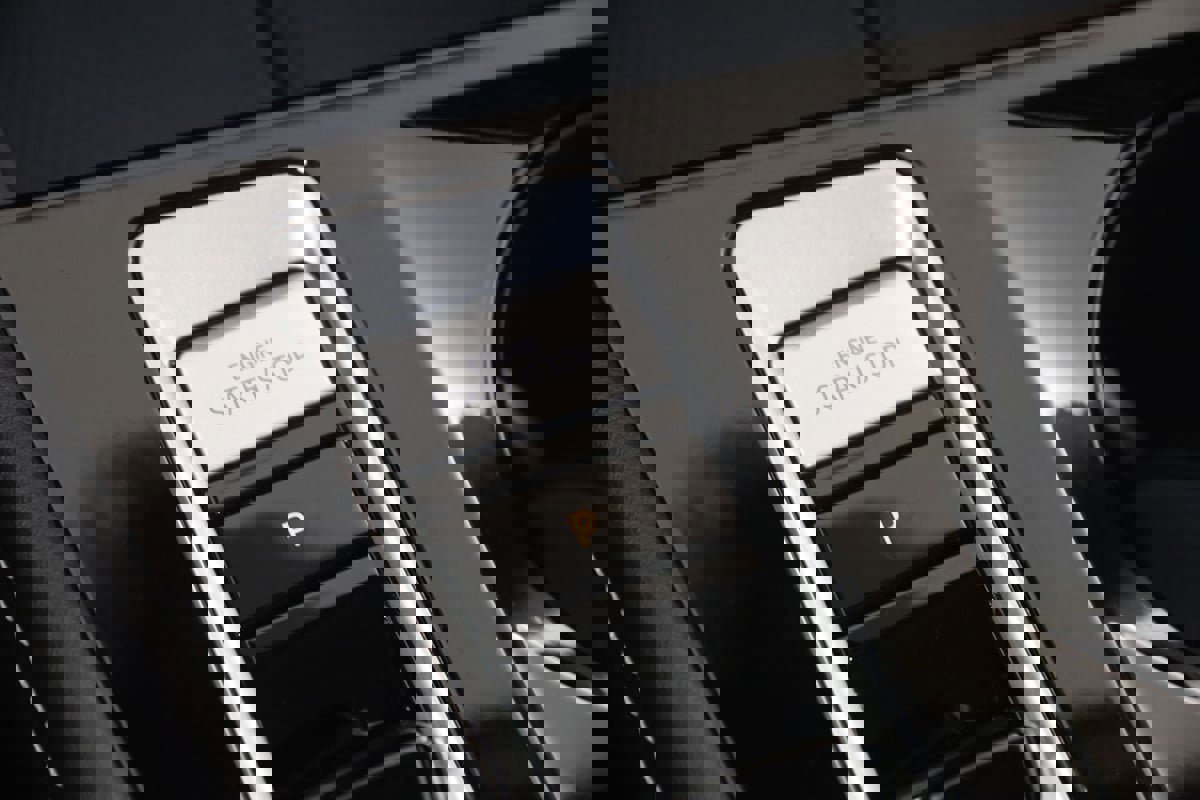 Used 2024 Volkswagen Atlas SEL Premium R-Line image 29