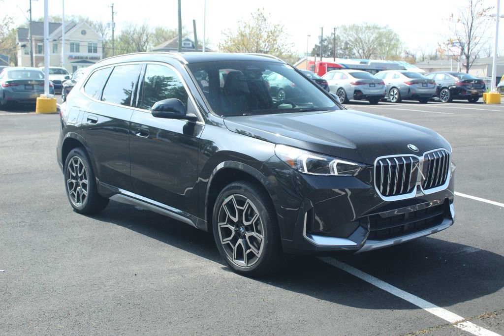 New 2026 BMW X1 xDrive28i w/ Technology Package