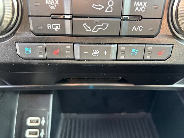 Used 2020 Ford F150 Raptor w/ Equipment Group 802A Luxury AWD/4WD image 30