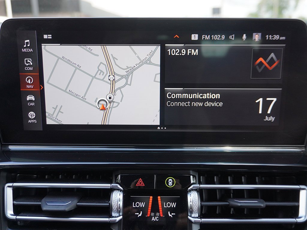 Used 2025 BMW M850i xDrive image 69