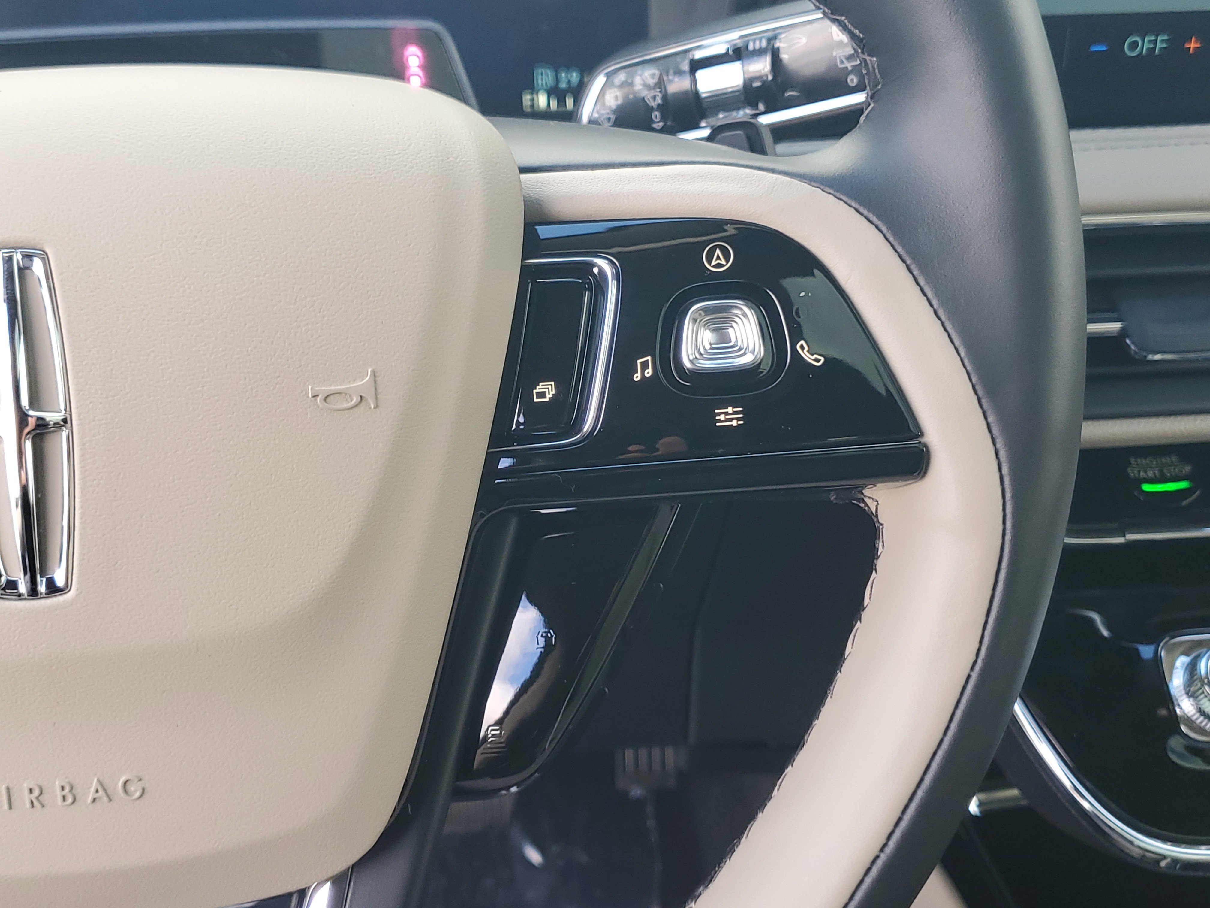 New 2026 Lincoln Corsair Grand Touring image 18