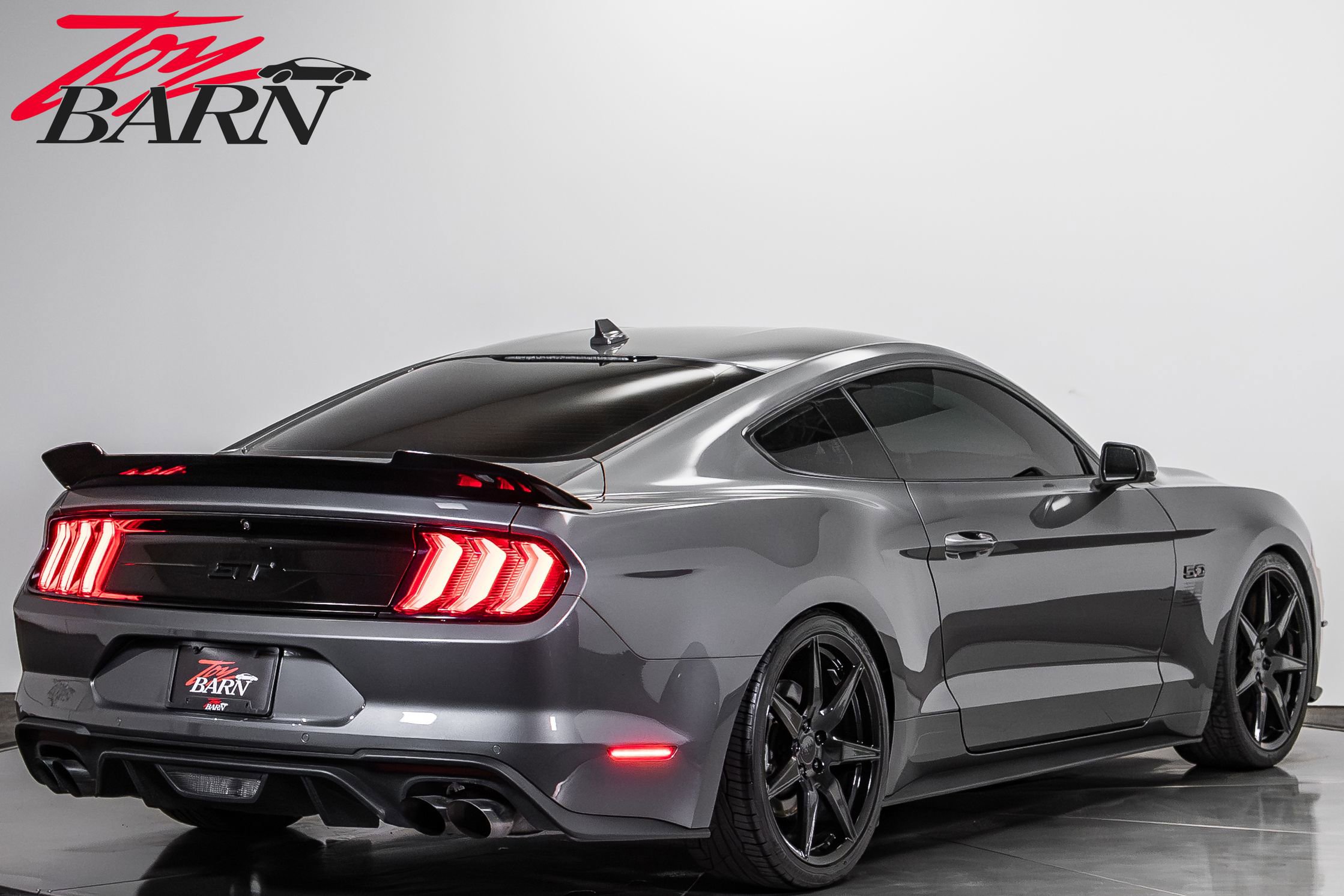 Used 2021 Ford Mustang GT w/ Equipment Group 301A RWD image 5