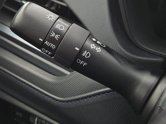 Used 2025 Subaru Forester Limited AWD/4WD image 30