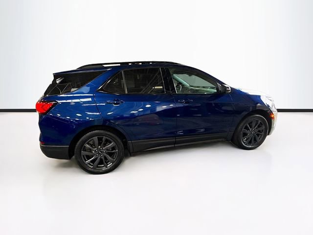 Used 2022 Chevrolet Equinox RS w/ RS Leather Package image 5