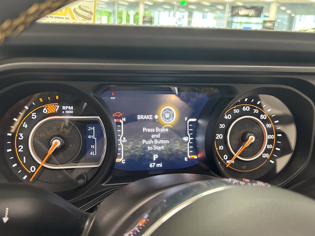 Used 2024 Jeep Wrangler Unlimited Sahara AWD/4WD image 38