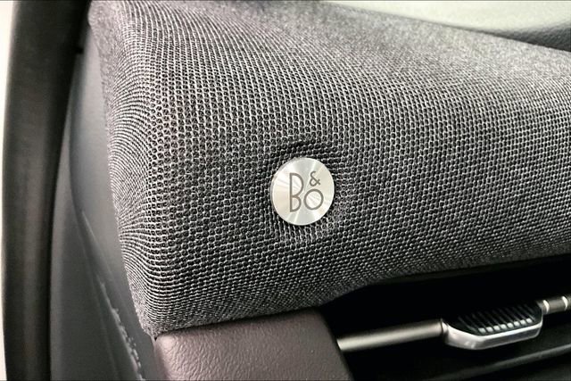 Used 2025 Ford Explorer Platinum image 30