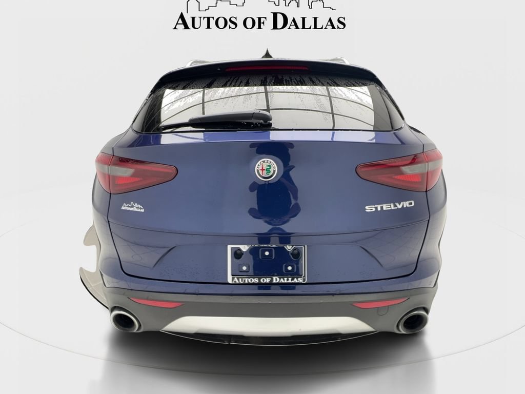 Used 2021 Alfa Romeo Stelvio Sprint w/ Sun & Sound Package RWD image 9