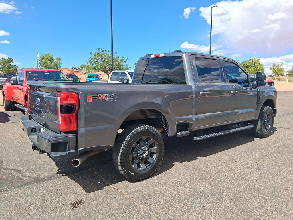 Used 2023 Ford F250 XLT w/ XLT Premium Package AWD/4WD image 5